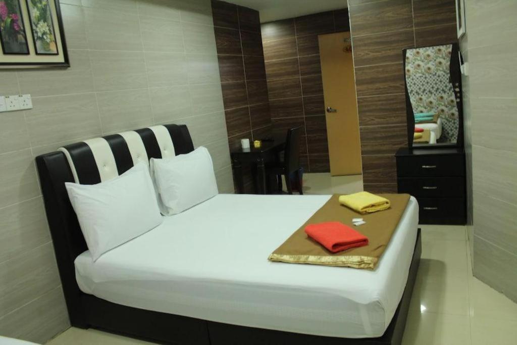Serdang Business Hotel Seri Kembangan Exterior foto